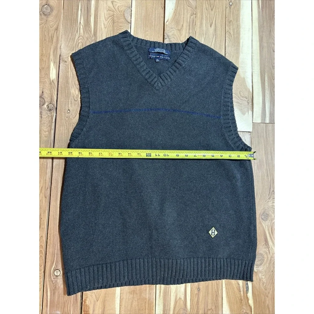 Tommy Hilfiger Mens Grey Pullover W/ Blue Str V Neck Sweater Vest - Size XL EUC - Picture 3 of 7